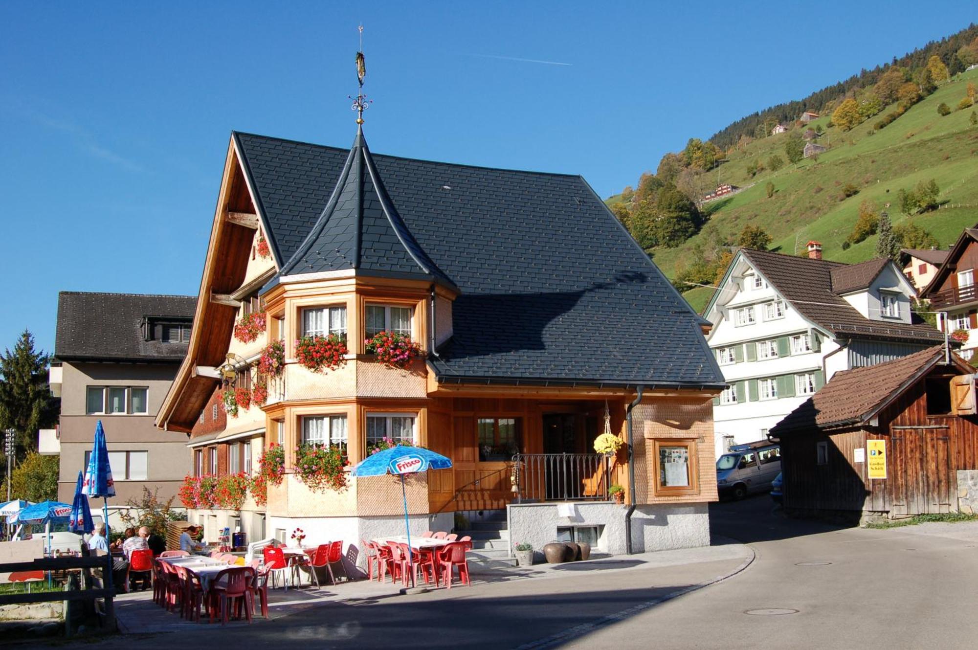 Gasthaus Schaefli Alt St. Johann Exteriör bild
