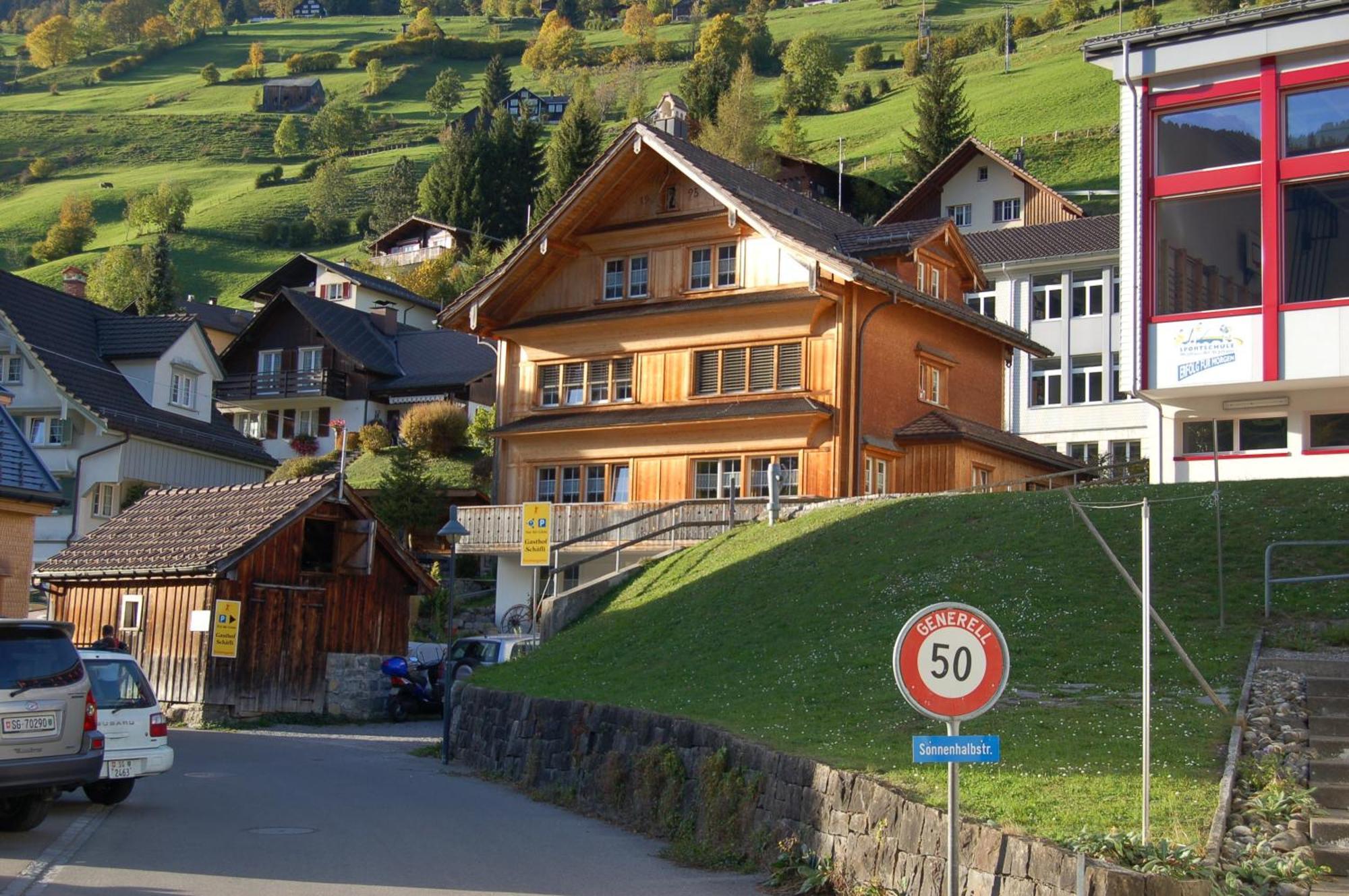 Gasthaus Schaefli Alt St. Johann Exteriör bild