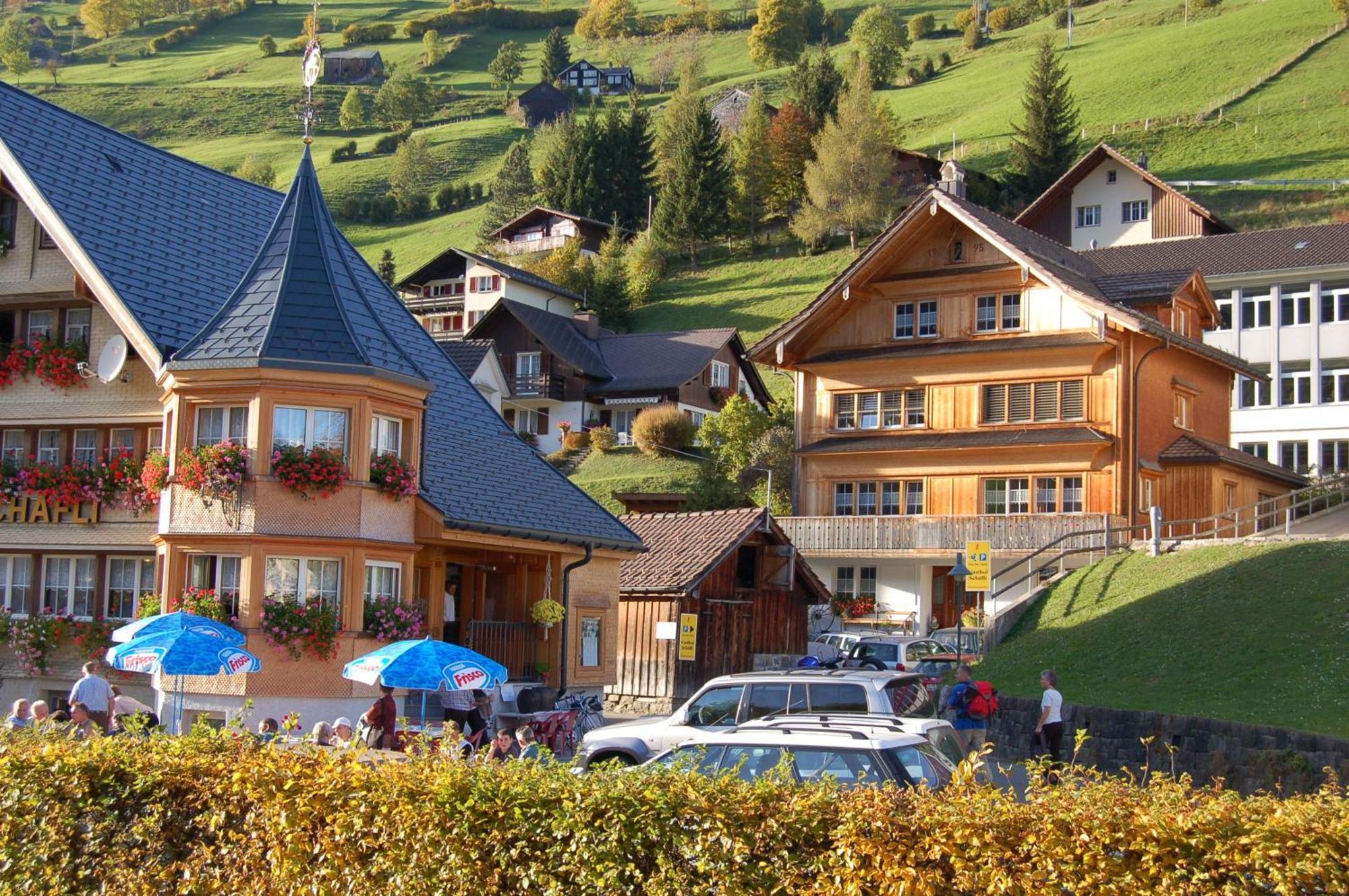 Gasthaus Schaefli Alt St. Johann Exteriör bild